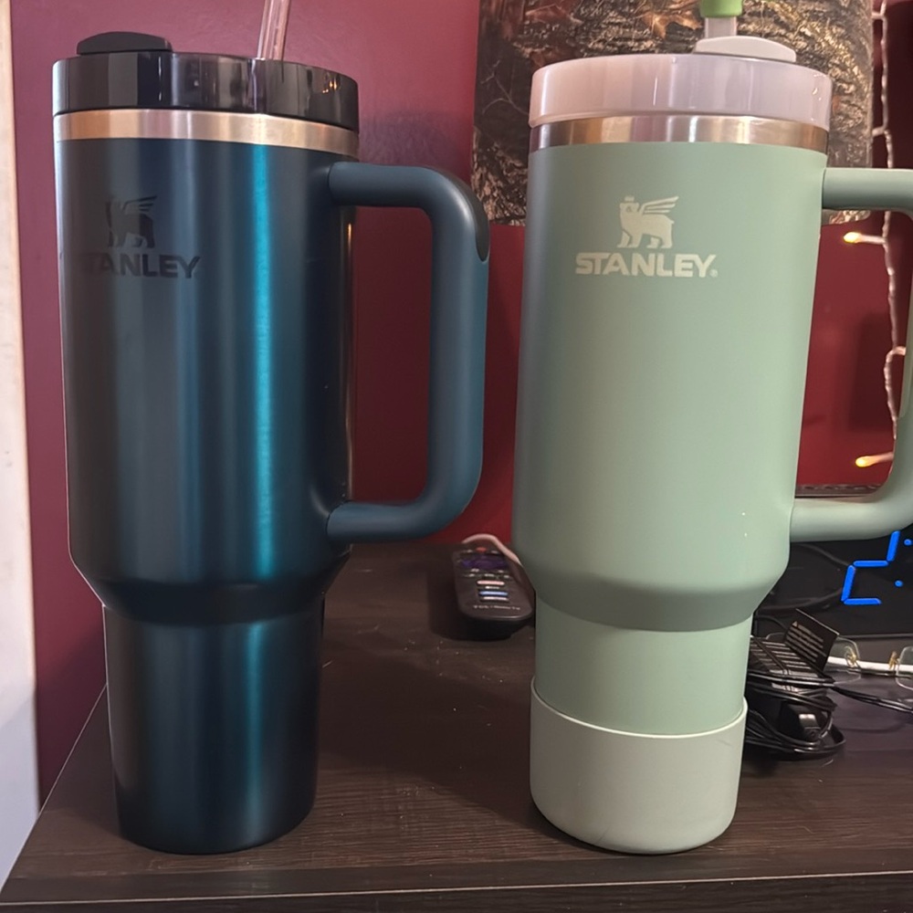 2 Stanley’s